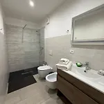 Prino Deluxe House * 因佩里亚